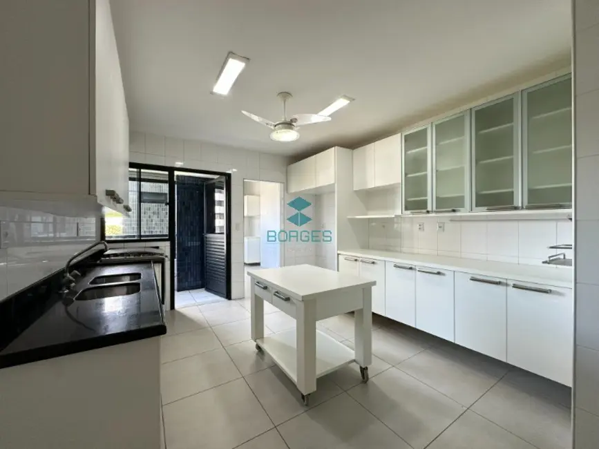 Apartamento com 4 quartos à venda, 243m2 em Horto Florestal, Salvador - BA - imagem 9 Foto 9 de Apartamento com 4 quartos à venda, 243m2 em Horto Florestal, Salvador - BA