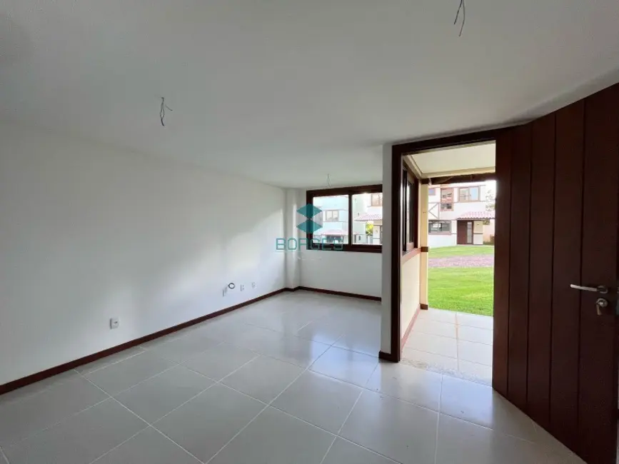Foto 3 de Casa de Condomínio com 3 quartos à venda, 90m2 em Mata De Sao Joao - BA