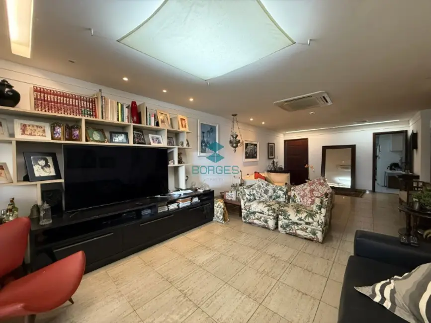 Apartamento com 3 quartos à venda, 140m2 em Barra, Salvador - BA - imagem 9 Foto 9 de Apartamento com 3 quartos à venda, 140m2 em Barra, Salvador - BA