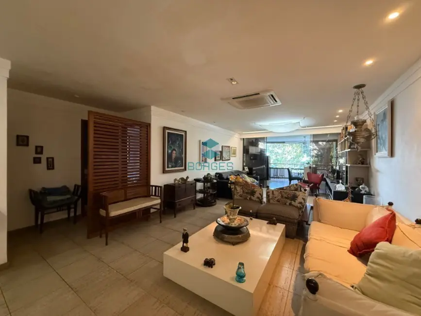 Foto 1 de Apartamento com 3 quartos à venda, 140m2 em Barra, Salvador - BA