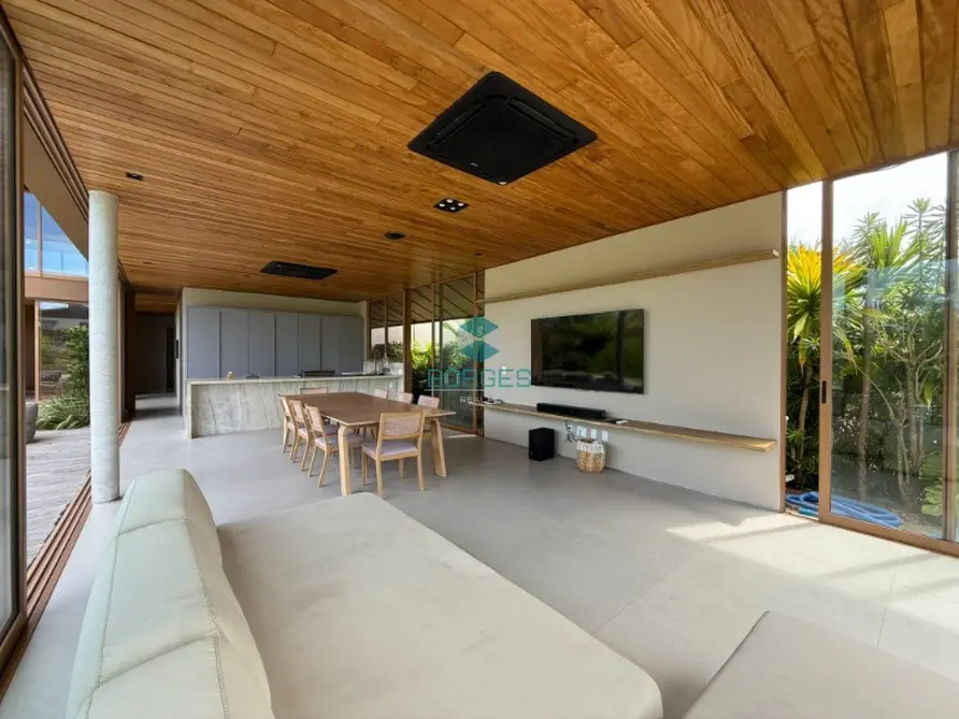 Casa de Condomínio com 6 quartos à venda, 435m2 em Mata De Sao Joao - BA - imagem 1 Foto 1 de Casa de Condomínio com 6 quartos à venda, 435m2 em Mata De Sao Joao - BA