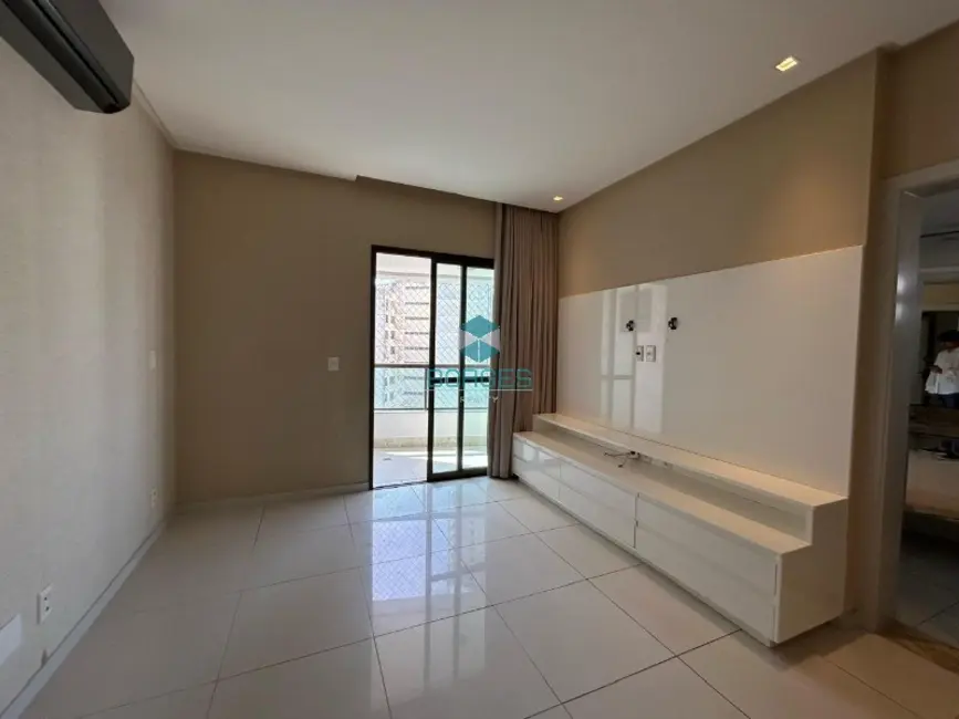 Apartamento com 3 quartos à venda, 180m2 em Vitória, Salvador - BA - imagem 8 Foto 8 de Apartamento com 3 quartos à venda, 180m2 em Vitória, Salvador - BA