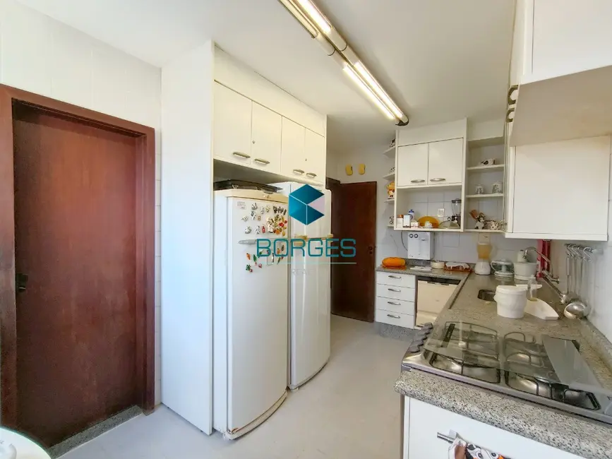 Foto 21 de Apartamento com 4 quartos à venda, 250m2 em Jardim Apipema, Salvador - BA