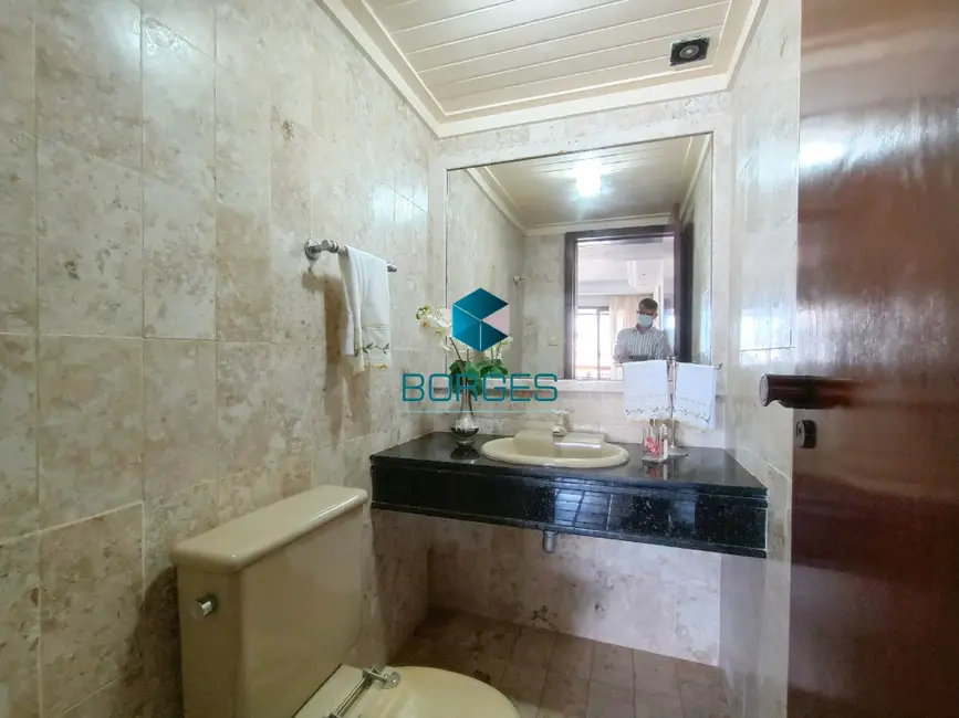 Foto 13 de Apartamento com 4 quartos à venda, 250m2 em Jardim Apipema, Salvador - BA