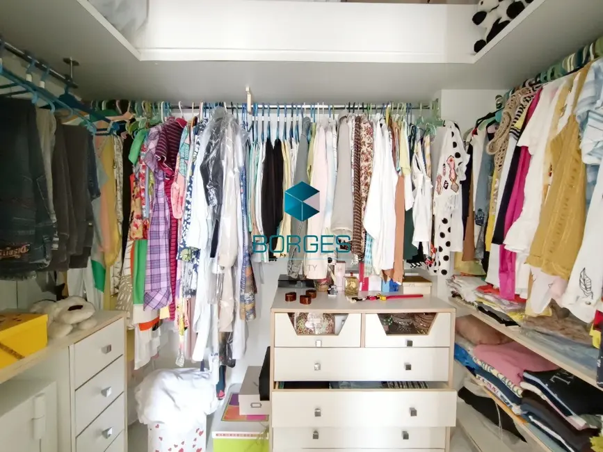 Foto 16 de Apartamento com 4 quartos à venda, 250m2 em Jardim Apipema, Salvador - BA