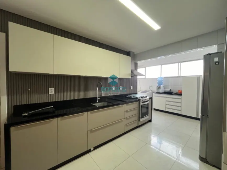 Apartamento com 4 quartos à venda, 200m2 em Graça, Salvador - BA - imagem 7 Foto 7 de Apartamento com 4 quartos à venda, 200m2 em Graça, Salvador - BA