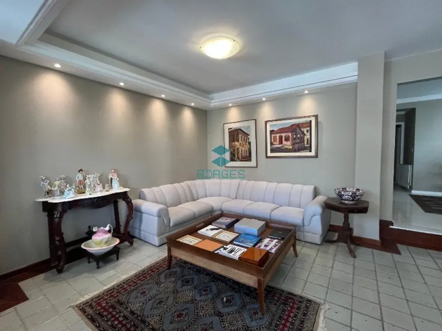 Apartamento com 4 quartos à venda, 200m2 em Graça, Salvador - BA - imagem 1 Foto 1 de Apartamento com 4 quartos à venda, 200m2 em Graça, Salvador - BA