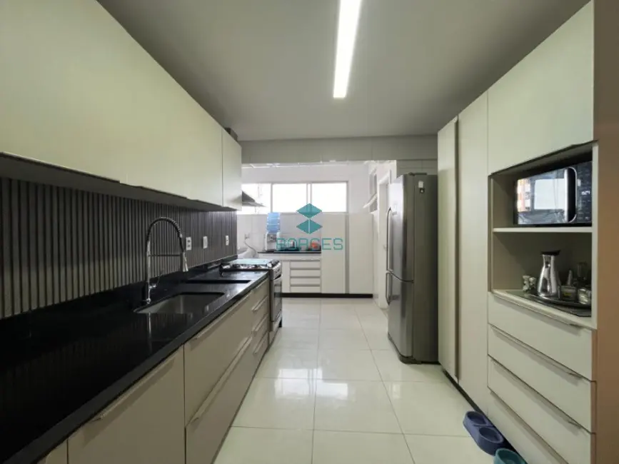 Apartamento com 4 quartos à venda, 200m2 em Graça, Salvador - BA - imagem 8 Foto 8 de Apartamento com 4 quartos à venda, 200m2 em Graça, Salvador - BA