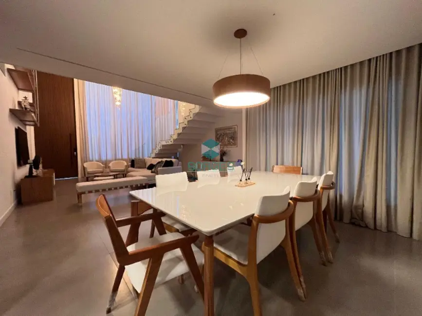 Foto 4 de Casa de Condomínio com 4 quartos à venda, 260m2 em Camacari - BA