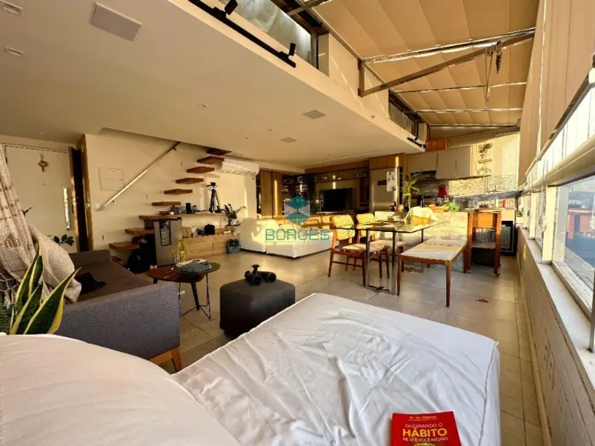 Foto 1 de Apartamento com 2 quartos para alugar, 95m2 em Vitória, Salvador - BA