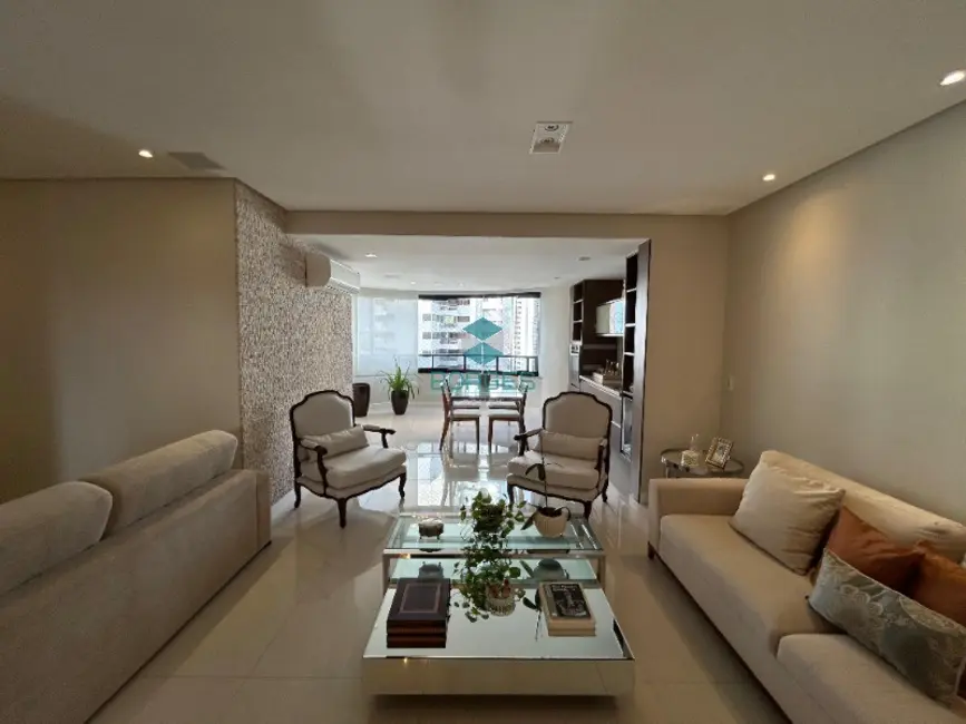 Foto 1 de Apartamento com 3 quartos à venda, 150m2 em Horto Florestal, Salvador - BA