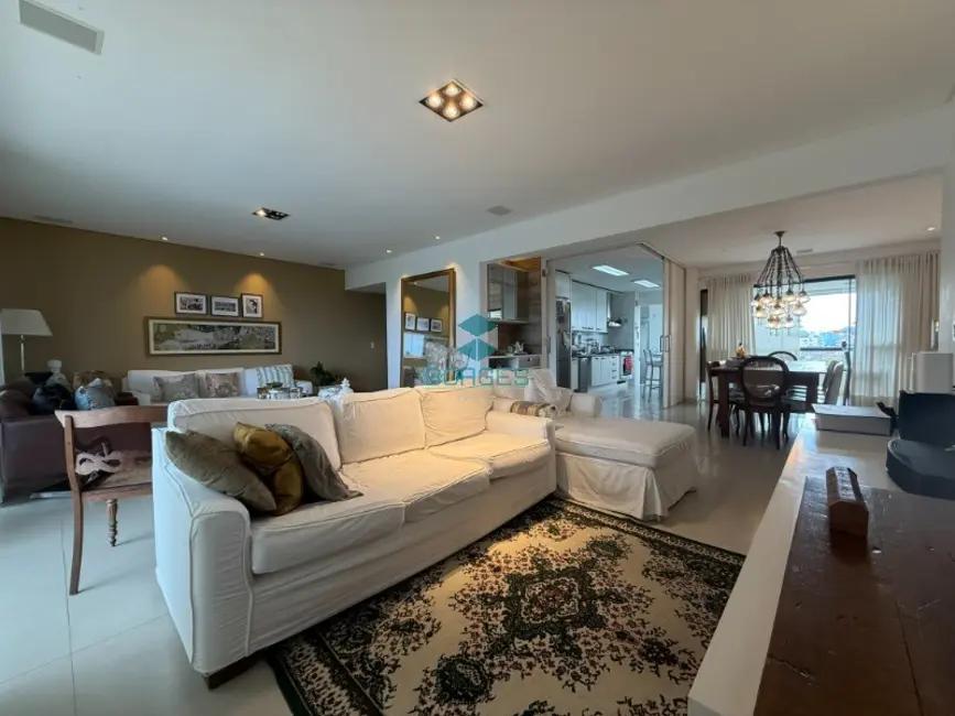 Foto 5 de Apartamento com 3 quartos à venda, 210m2 em Horto Florestal, Salvador - BA