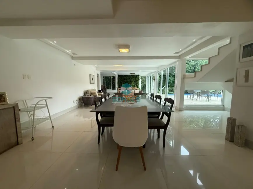 Casa de Condomínio com 4 quartos à venda, 355m2 em Alphaville I, Salvador - BA - imagem 7 Foto 7 de Casa de Condomínio com 4 quartos à venda, 355m2 em Alphaville I, Salvador - BA