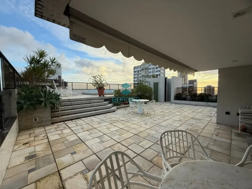 Apartamento com 4 quartos à venda, 430m2 em Graça, Salvador - BA - imagem 5 Foto 5 de Apartamento com 4 quartos à venda, 430m2 em Graça, Salvador - BA