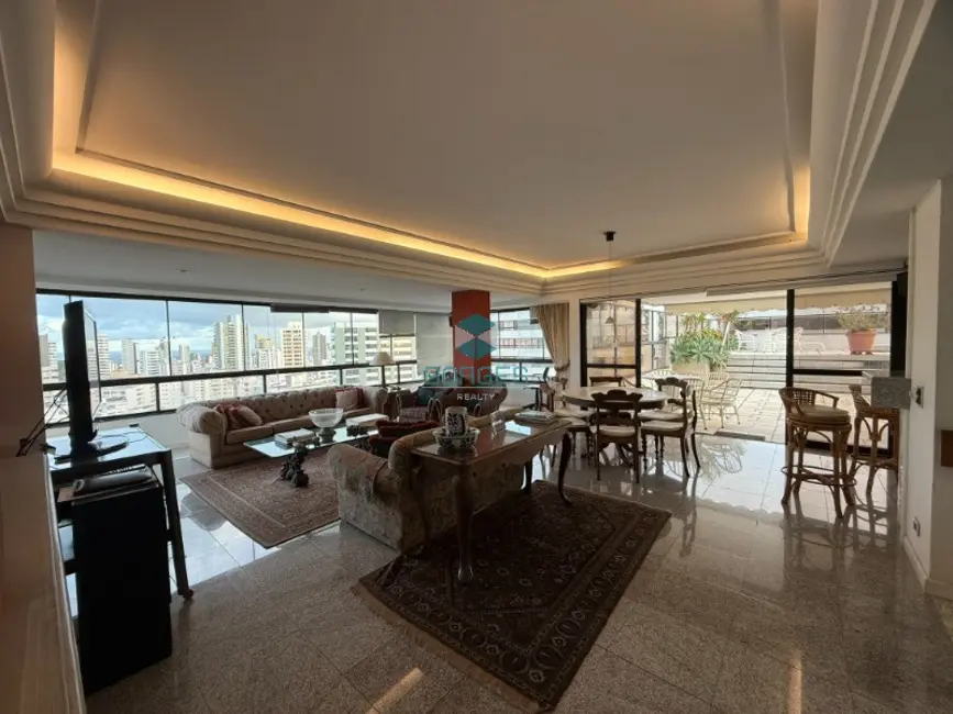 Apartamento com 4 quartos à venda, 430m2 em Graça, Salvador - BA - imagem 3 Foto 3 de Apartamento com 4 quartos à venda, 430m2 em Graça, Salvador - BA
