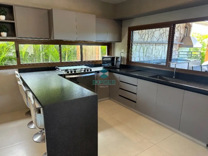 Casa de Condomínio com 6 quartos à venda, 460m2 em Mata De Sao Joao - BA - imagem 8 Foto 8 de Casa de Condomínio com 6 quartos à venda, 460m2 em Mata De Sao Joao - BA