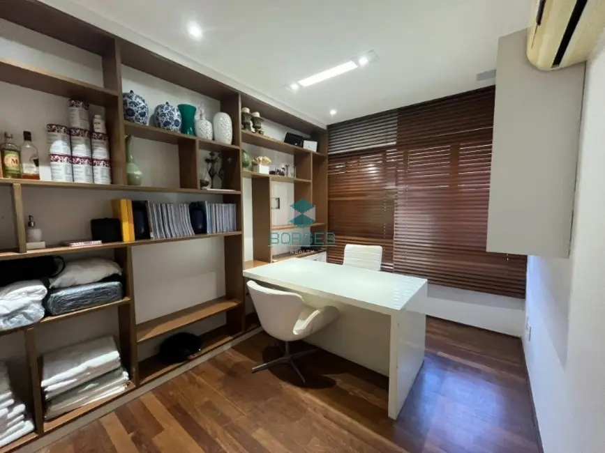 Apartamento com 4 quartos à venda, 159m2 em Itaigara, Salvador - BA - imagem 5 Foto 5 de Apartamento com 4 quartos à venda, 159m2 em Itaigara, Salvador - BA