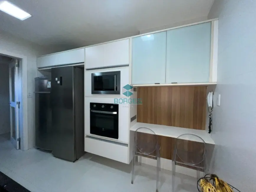 Apartamento com 4 quartos à venda, 159m2 em Itaigara, Salvador - BA - imagem 7 Foto 7 de Apartamento com 4 quartos à venda, 159m2 em Itaigara, Salvador - BA