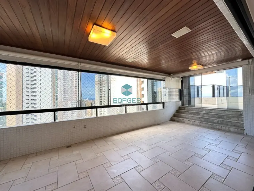 Foto 1 de Apartamento com 4 quartos à venda, 350m2 em Horto Florestal, Salvador - BA