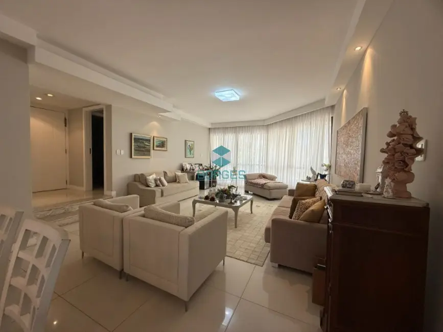 Foto 3 de Apartamento com 4 quartos à venda, 193m2 em Horto Florestal, Salvador - BA
