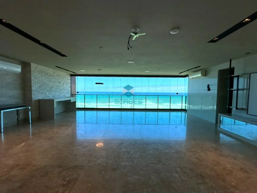 Foto 1 de Apartamento com 3 quartos à venda, 242m2 em Jaguaribe, Salvador - BA