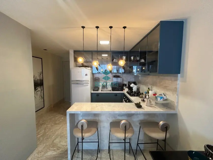 Apartamento com 1 quarto à venda, 65m2 em Vitória, Salvador - BA - imagem 6 Foto 6 de Apartamento com 1 quarto à venda, 65m2 em Vitória, Salvador - BA