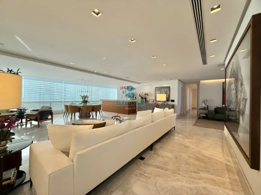 Apartamento com 3 quartos à venda, 305m2 em Graça, Salvador - BA - imagem 6 Foto 6 de Apartamento com 3 quartos à venda, 305m2 em Graça, Salvador - BA