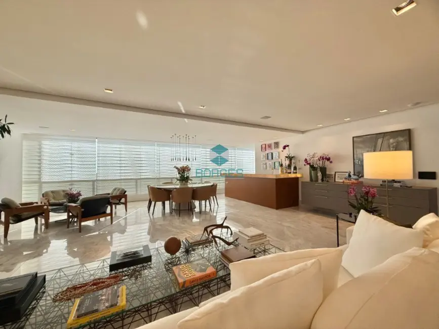 Apartamento com 3 quartos à venda, 305m2 em Graça, Salvador - BA - imagem 4 Foto 4 de Apartamento com 3 quartos à venda, 305m2 em Graça, Salvador - BA