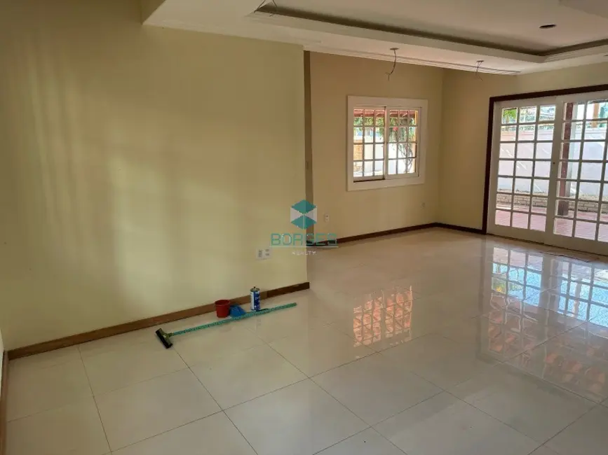 Foto 5 de Casa de Condomínio com 5 quartos à venda, 207m2 em Pitangueiras, Lauro De Freitas - BA