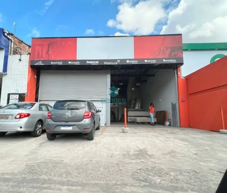 Loja à venda e para alugar, 250m2 em Fazenda Grande do Retiro, Salvador - BA - imagem 1 Foto 1 de Loja à venda e para alugar, 250m2 em Fazenda Grande do Retiro, Salvador - BA