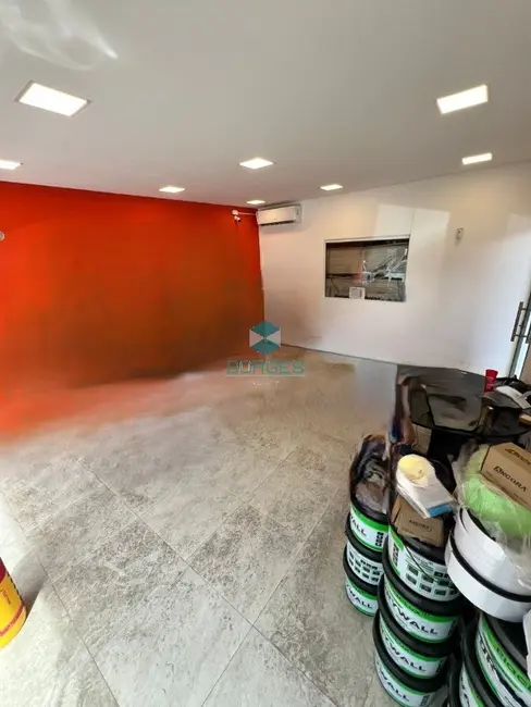 Loja à venda e para alugar, 250m2 em Fazenda Grande do Retiro, Salvador - BA - imagem 8 Foto 8 de Loja à venda e para alugar, 250m2 em Fazenda Grande do Retiro, Salvador - BA