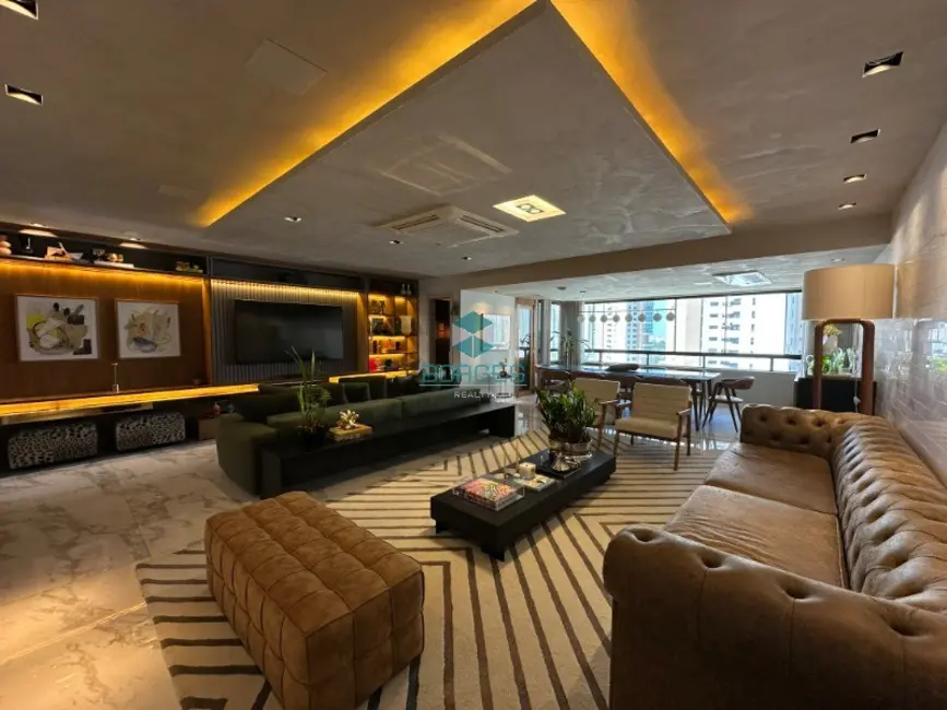 Foto 1 de Apartamento com 3 quartos à venda, 200m2 em Horto Florestal, Salvador - BA