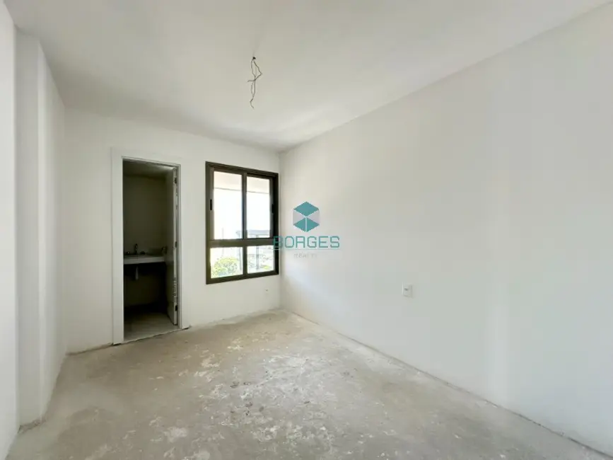 Apartamento com 4 quartos à venda, 171m2 em Horto Florestal, Salvador - BA - imagem 7 Foto 7 de Apartamento com 4 quartos à venda, 171m2 em Horto Florestal, Salvador - BA
