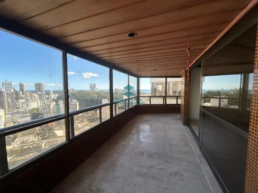 Foto 1 de Apartamento com 5 quartos à venda, 322m2 em Salvador - BA