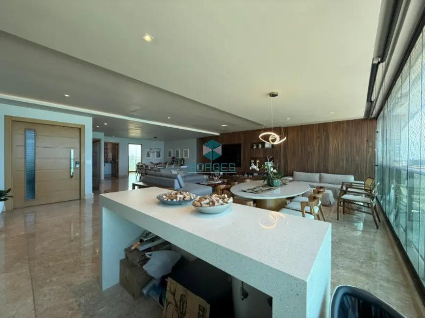 Apartamento com 3 quartos à venda, 242m2 em Jaguaribe, Salvador - BA - imagem 9 Foto 9 de Apartamento com 3 quartos à venda, 242m2 em Jaguaribe, Salvador - BA