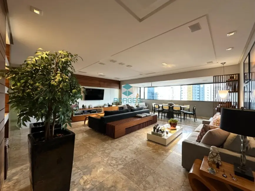 Foto 2 de Apartamento com 3 quartos à venda, 176m2 em Salvador - BA