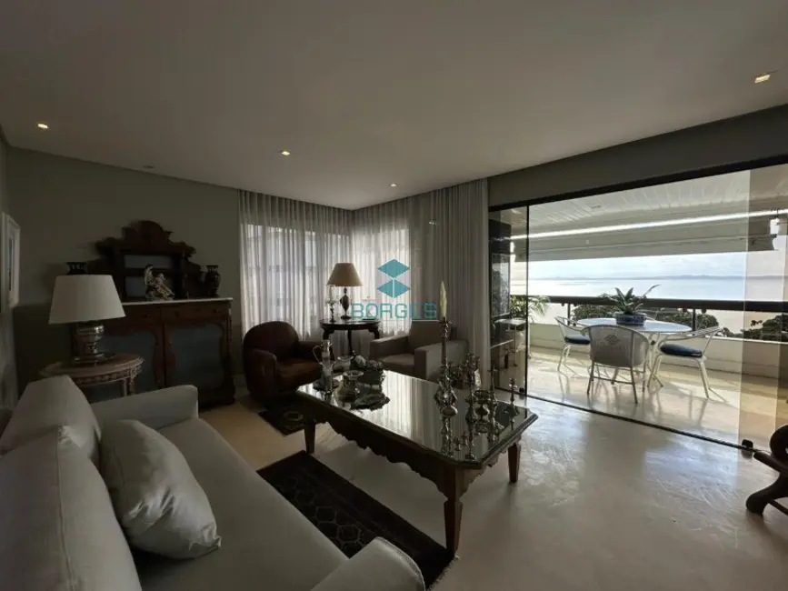Foto 9 de Apartamento com 4 quartos à venda, 205m2 em Vitória, Salvador - BA