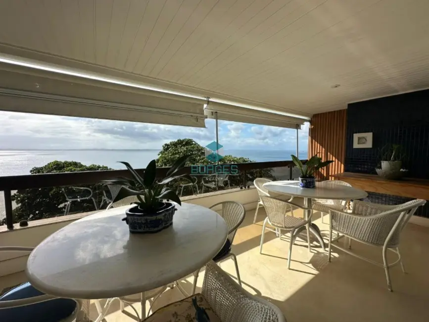 Foto 1 de Apartamento com 4 quartos à venda, 205m2 em Vitória, Salvador - BA