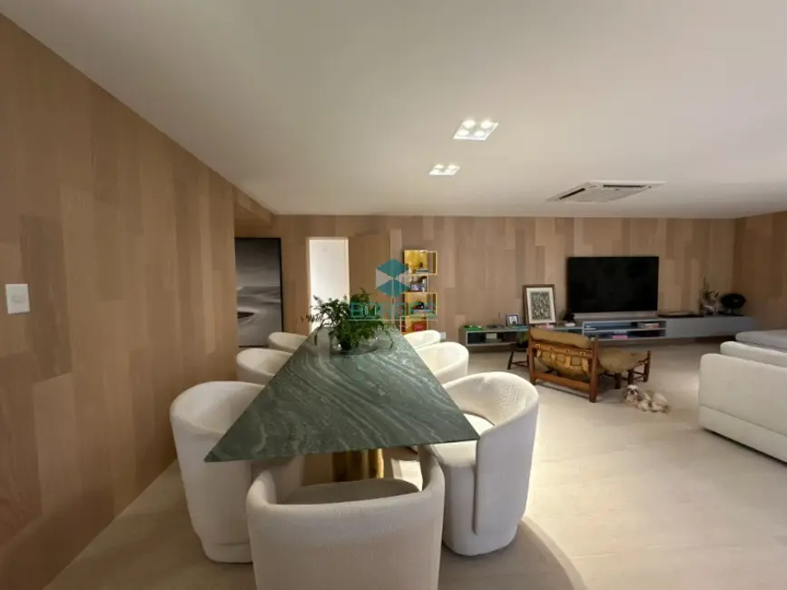 Foto 7 de Apartamento com 3 quartos à venda, 241m2 em Graça, Salvador - BA