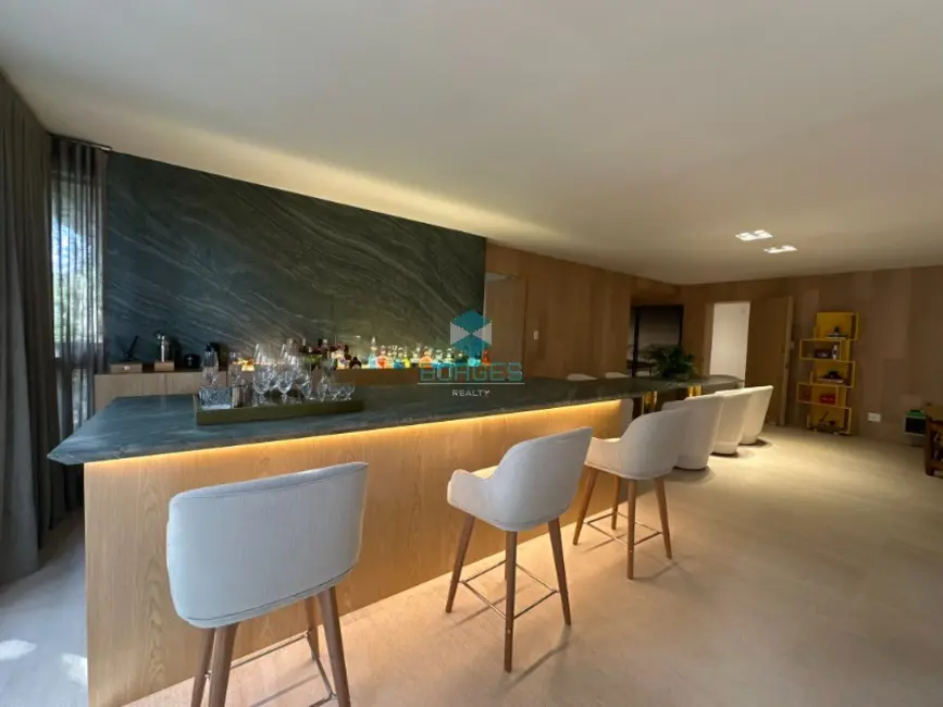 Foto 6 de Apartamento com 3 quartos à venda, 241m2 em Graça, Salvador - BA