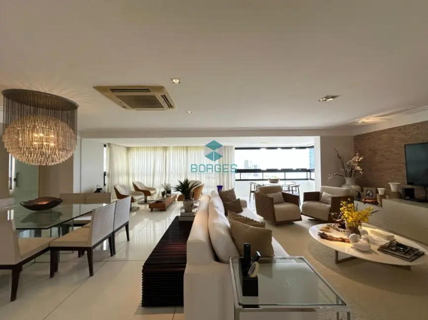 Apartamento com 4 quartos à venda, 200m2 em Ondina, Salvador - BA - imagem 4 Foto 4 de Apartamento com 4 quartos à venda, 200m2 em Ondina, Salvador - BA