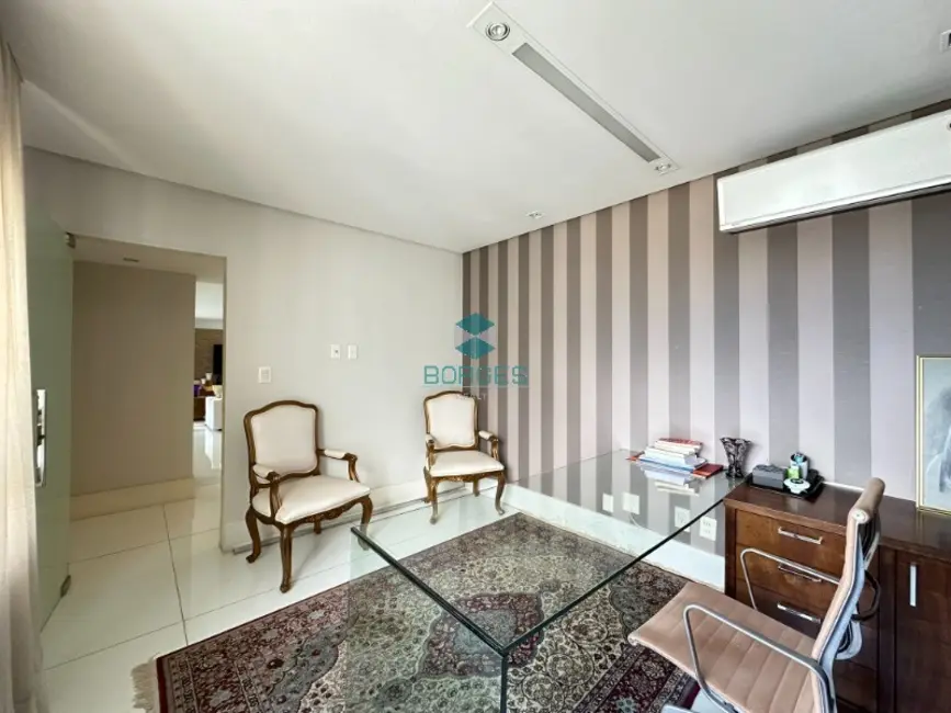 Apartamento com 4 quartos à venda, 200m2 em Ondina, Salvador - BA - imagem 8 Foto 8 de Apartamento com 4 quartos à venda, 200m2 em Ondina, Salvador - BA