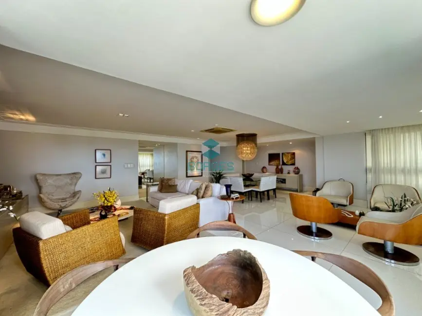 Apartamento com 4 quartos à venda, 200m2 em Ondina, Salvador - BA - imagem 2 Foto 2 de Apartamento com 4 quartos à venda, 200m2 em Ondina, Salvador - BA