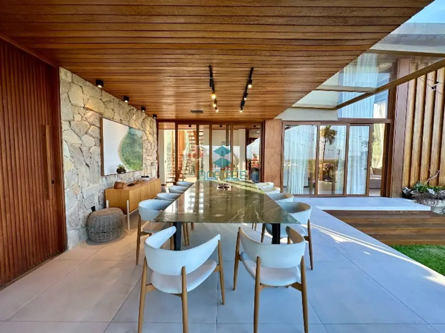 Casa de Condomínio com 5 quartos à venda, 400m2 em Mata De Sao Joao - BA - imagem 9 Foto 9 de Casa de Condomínio com 5 quartos à venda, 400m2 em Mata De Sao Joao - BA