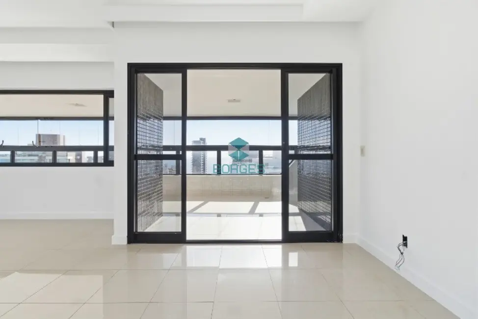 Foto 6 de Apartamento com 4 quartos à venda, 210m2 em Barra, Salvador - BA