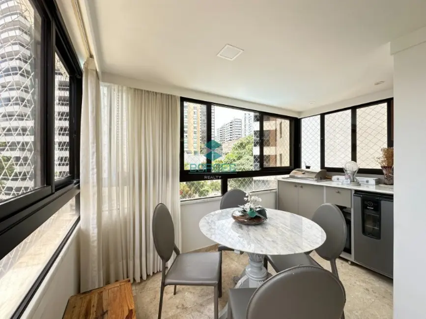 Foto 5 de Apartamento com 4 quartos à venda, 200m2 em Graça, Salvador - BA