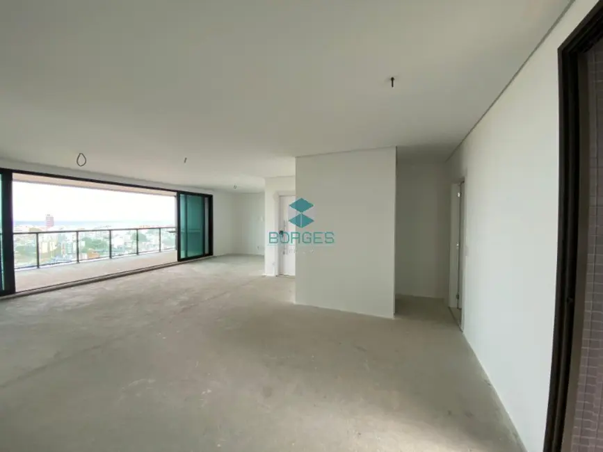 Foto 3 de Apartamento com 4 quartos à venda, 230m2 em Horto Florestal, Salvador - BA