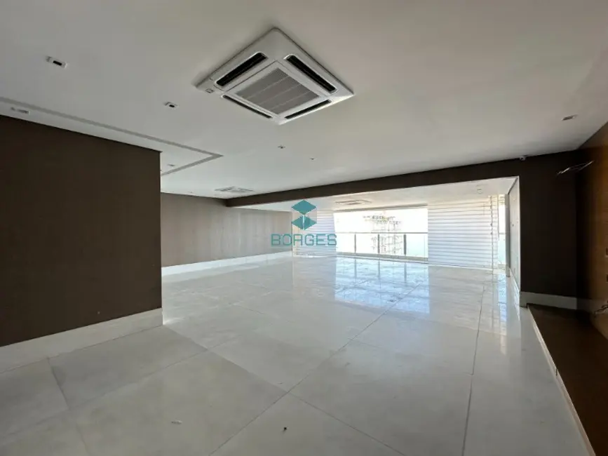 Foto 1 de Apartamento com 4 quartos à venda, 308m2 em Vitória, Salvador - BA