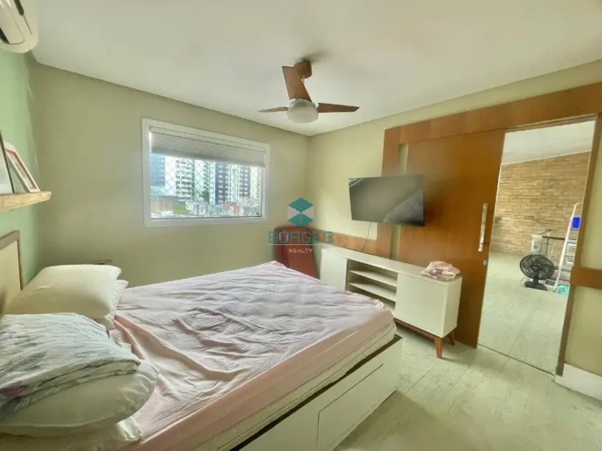 Foto 8 de Apartamento com 4 quartos à venda, 190m2 em Canela, Salvador - BA