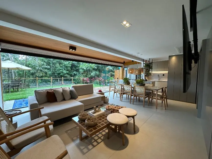 Foto 2 de Casa de Condomínio com 3 quartos à venda, 115m2 em Mata De Sao Joao - BA